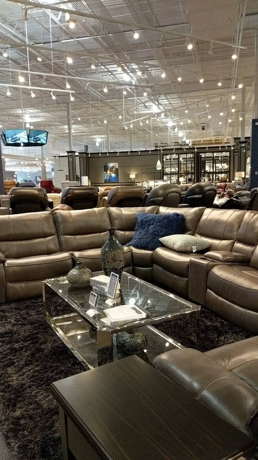 The Showroom @ Furniture Row | 5445 N, Bannock St, Denver, CO 80216, USA | Phone: (303) 296-9514