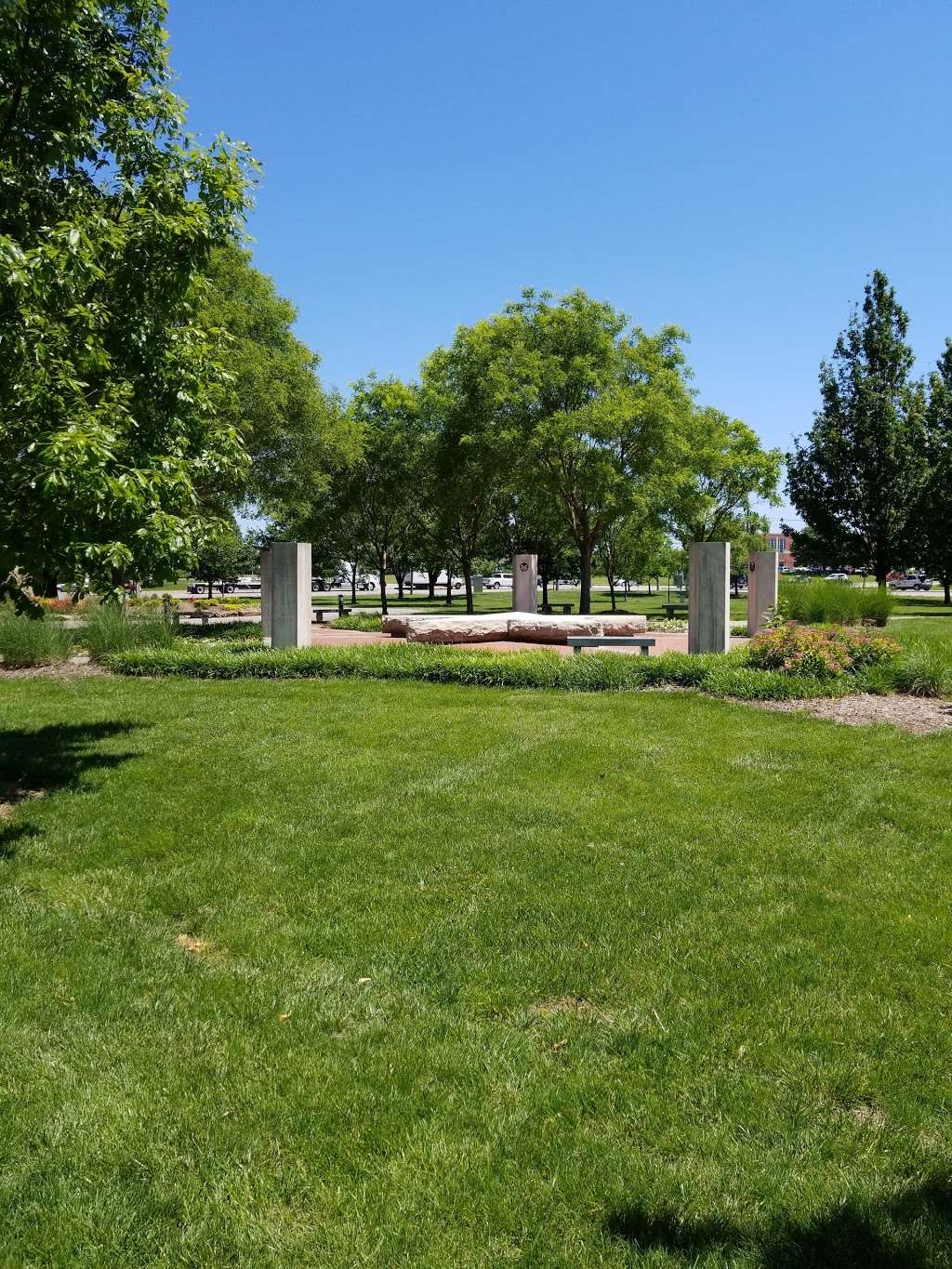 Veterans Memorial Park | 1025 S Harrison St, Olathe, KS 66061 | Phone: (913) 971-6263