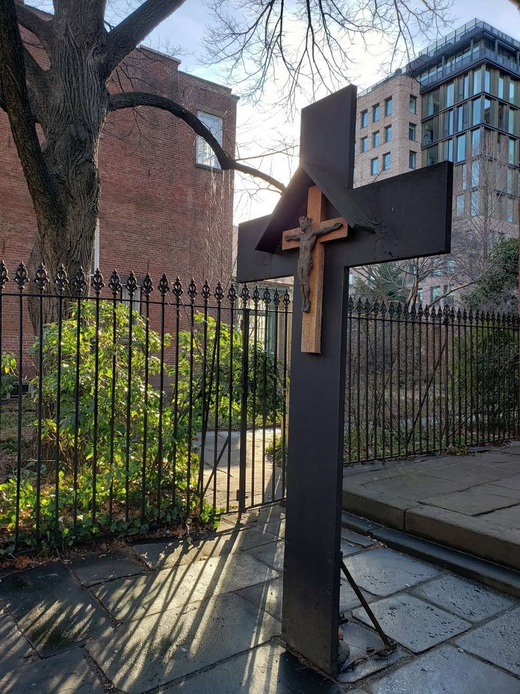 The Church of St. Luke in the Fields | 487 Hudson St, New York, NY 10014 | Phone: (212) 924-0562