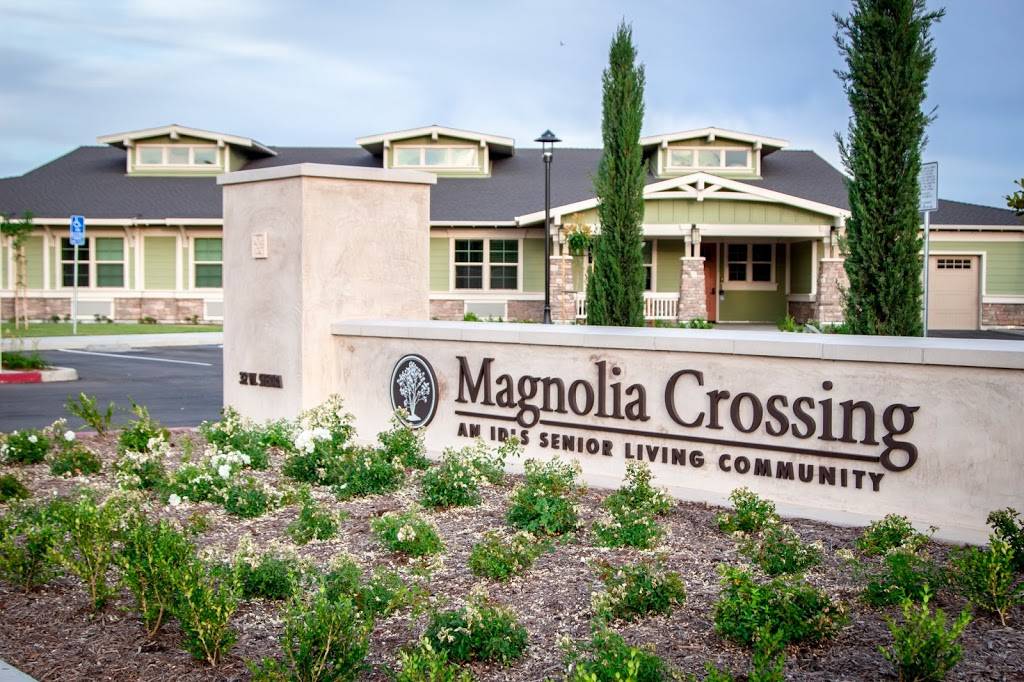 Magnolia Crossing Assisted Living | 32 W Sierra Ave, Clovis, CA 93612, USA | Phone: (559) 765-4916
