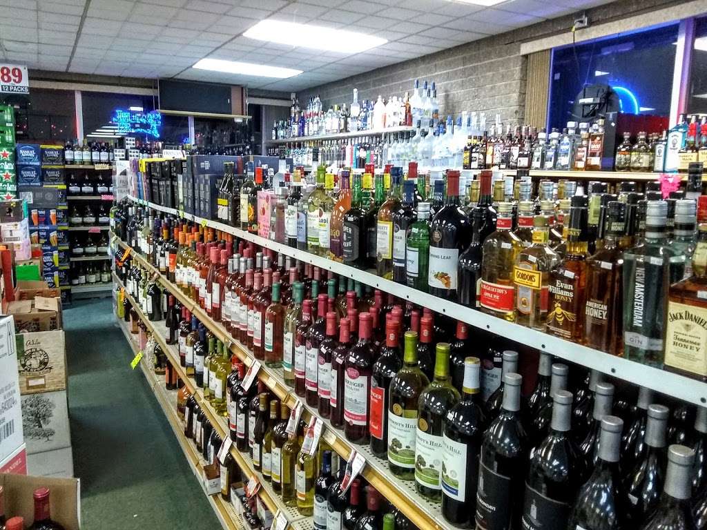 Vault Liquors | 280 Winthrop St # 1, Taunton, MA 02780, USA | Phone: (508) 821-2718