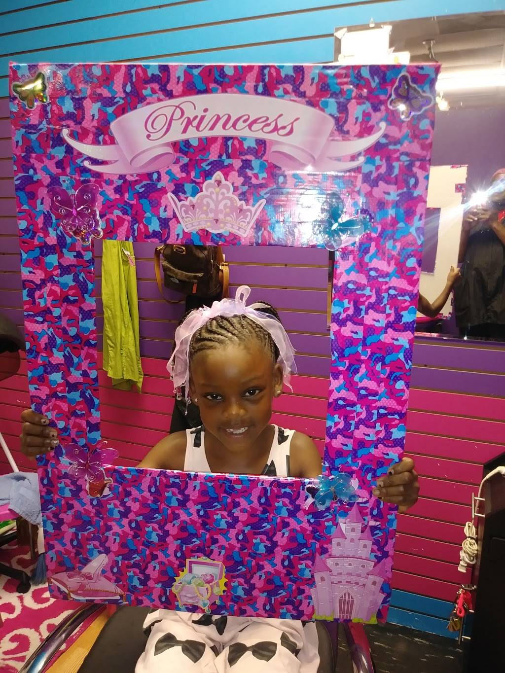 A Little Posh Kids Salon | 4150 Jonesboro Rd Ste.#1000, Forest Park, GA 30297, USA | Phone: (404) 207-6752