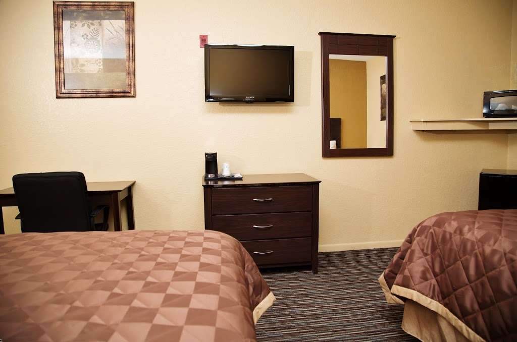 Winchester Inn & Suites Humble/IAH/North Houston | 15625 US-59, Humble, TX 77396 | Phone: (281) 441-3500