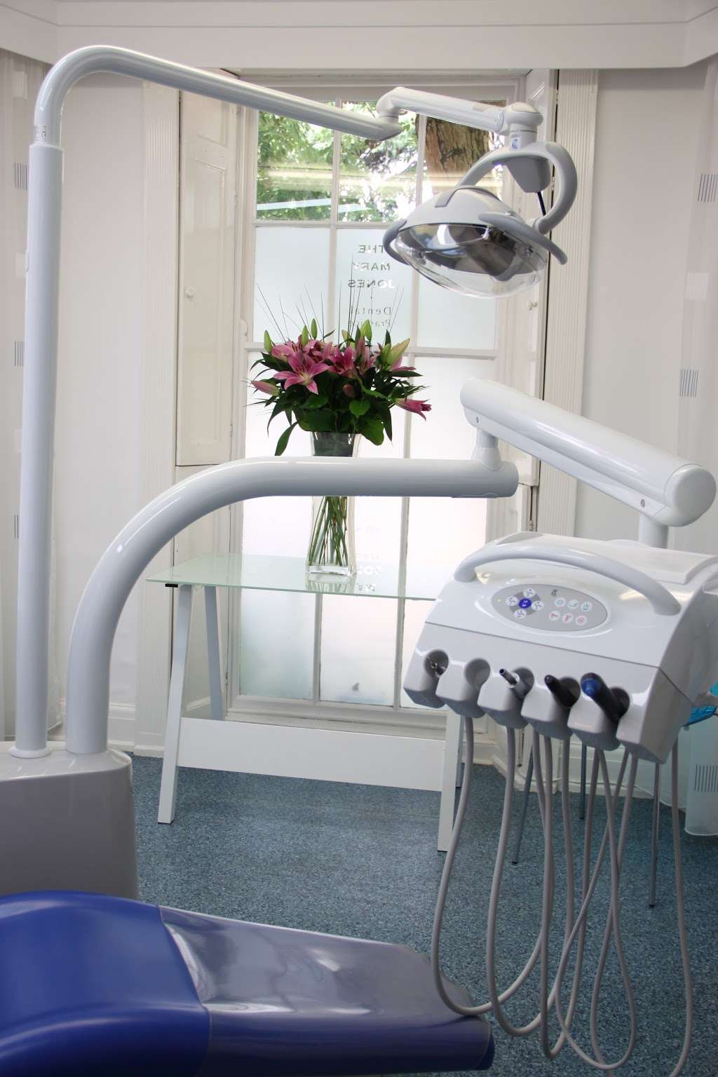 The Mary Jones Dental Practice | 1 Street House, George Lane, Bromley BR2 7LQ, UK | Phone: 020 8462 0200