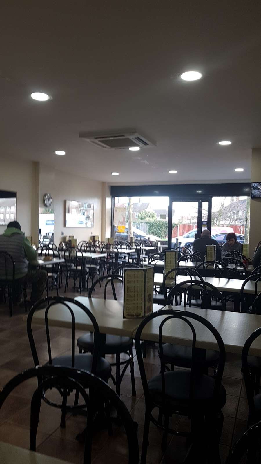 Silver Cafe Diner | The Cloisters, 133 Mungo Park Rd, Rainham RM13 7PP, UK | Phone: 01708 263309