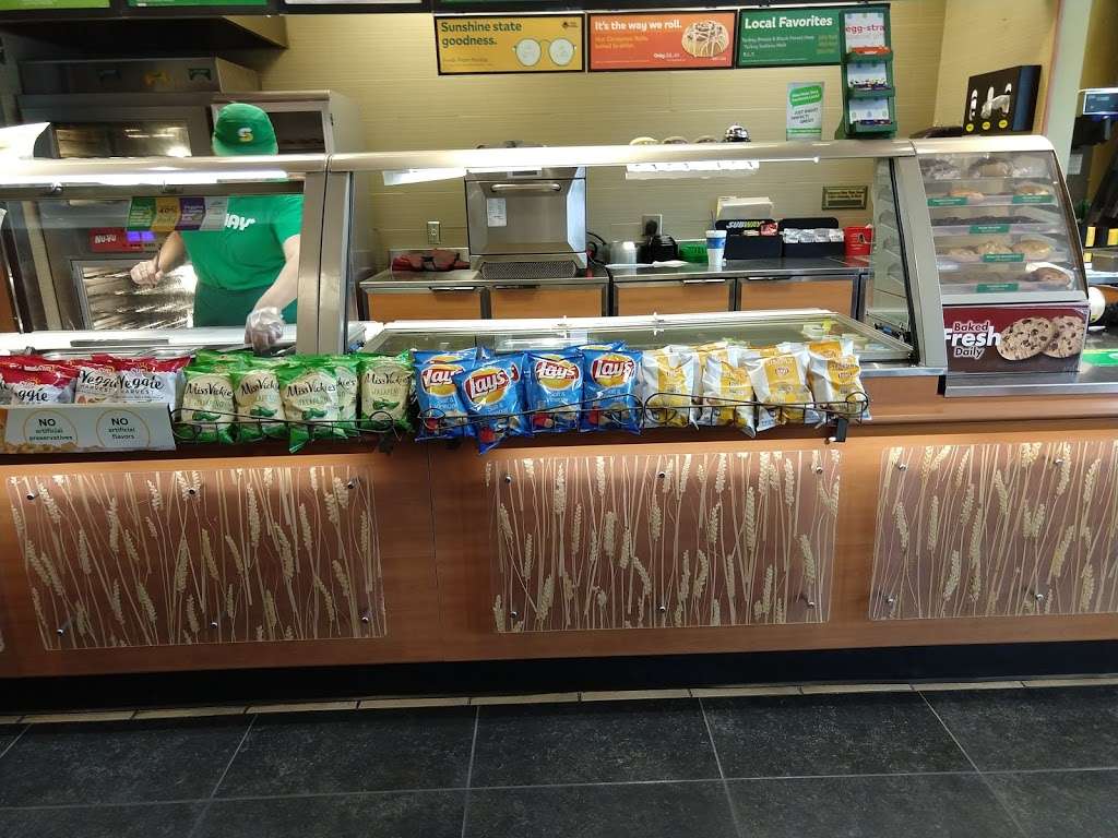 Subway | 10571 N, US-301, Oxford, FL 34785, USA | Phone: (352) 748-4034