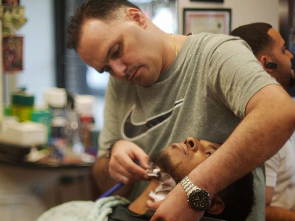 Straightrazor Barbershop | 1673 Richmond Rd, Staten Island, NY 10304, USA | Phone: (718) 285-4580