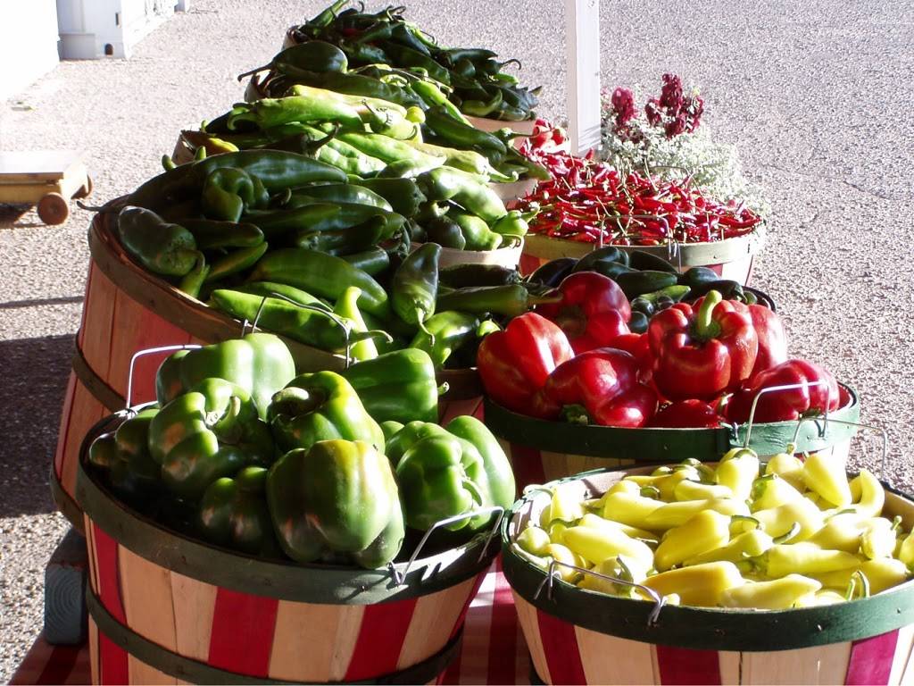 Sichler Farms | 820 San Mateo Blvd NE, Albuquerque, NM 87108, USA | Phone: (505) 255-3338