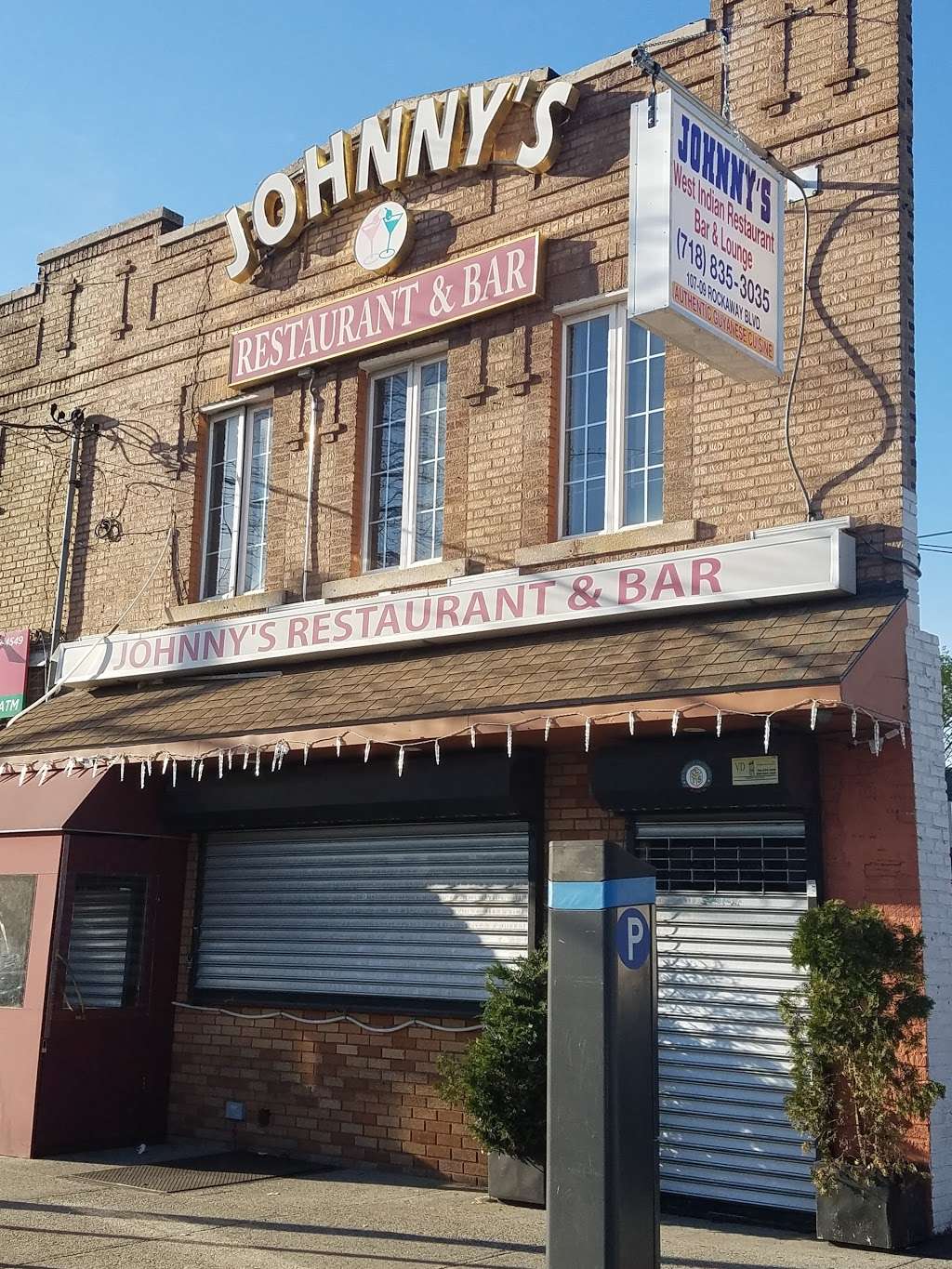 Johnnys | 10709 Rockaway Blvd, Ozone Park, NY 11417, USA | Phone: (718) 835-3035