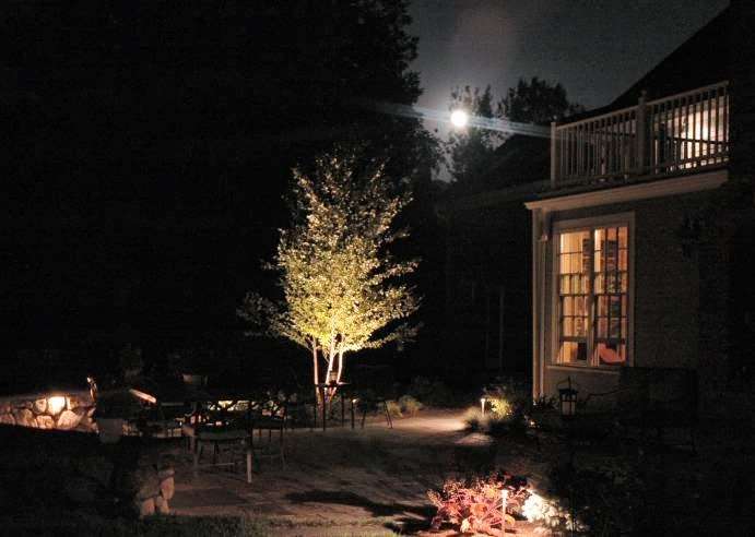 Commonwealth Landscape Lighting | 309 Central St, Acton, MA 01720, USA | Phone: (978) 857-0164