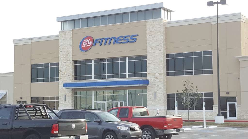 24 Hour Fitness Super Sport Club | 4112 FM 762 Rd, Rosenberg, TX 77469, USA | Phone: (832) 586-7364