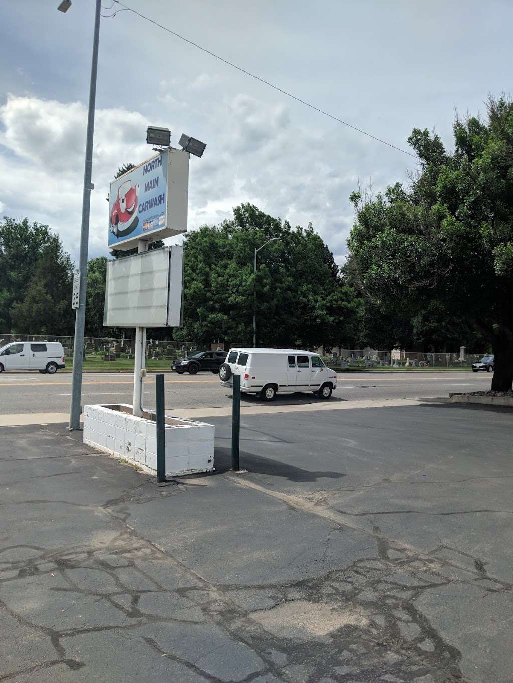 North Main Car Wash | 1114 Main St, Longmont, CO 80501, USA