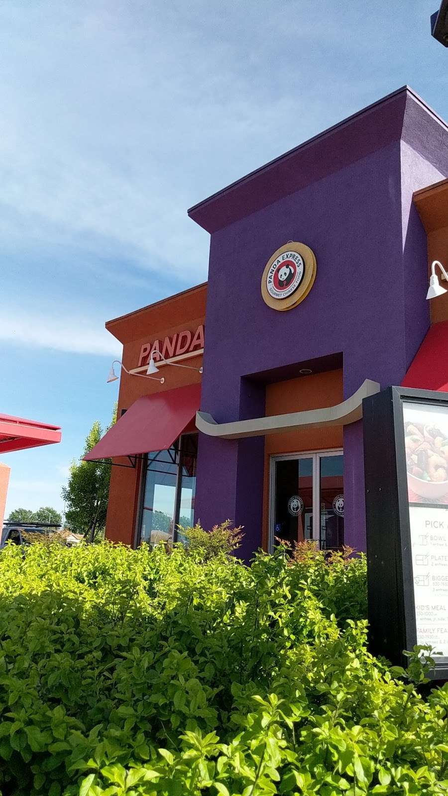 Panda Express | 402 Lawler Center Dr, Suisun City, CA 94585, USA | Phone: (707) 421-1156