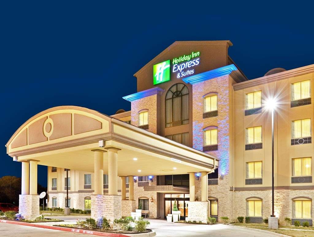 Holiday Inn Express & Suites Dallas East - Fair Park | 8703 E R L Thornton Fwy, Dallas, TX 75228, USA | Phone: (214) 660-0006