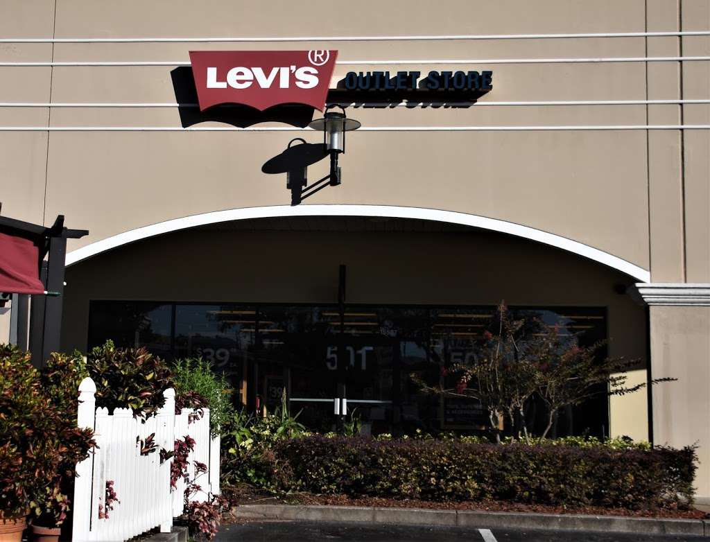 Levis Outlet Store at Lake Buena Vista Factory Stores | 15537 FL-535, Orlando, FL 32821, USA | Phone: (321) 677-0319