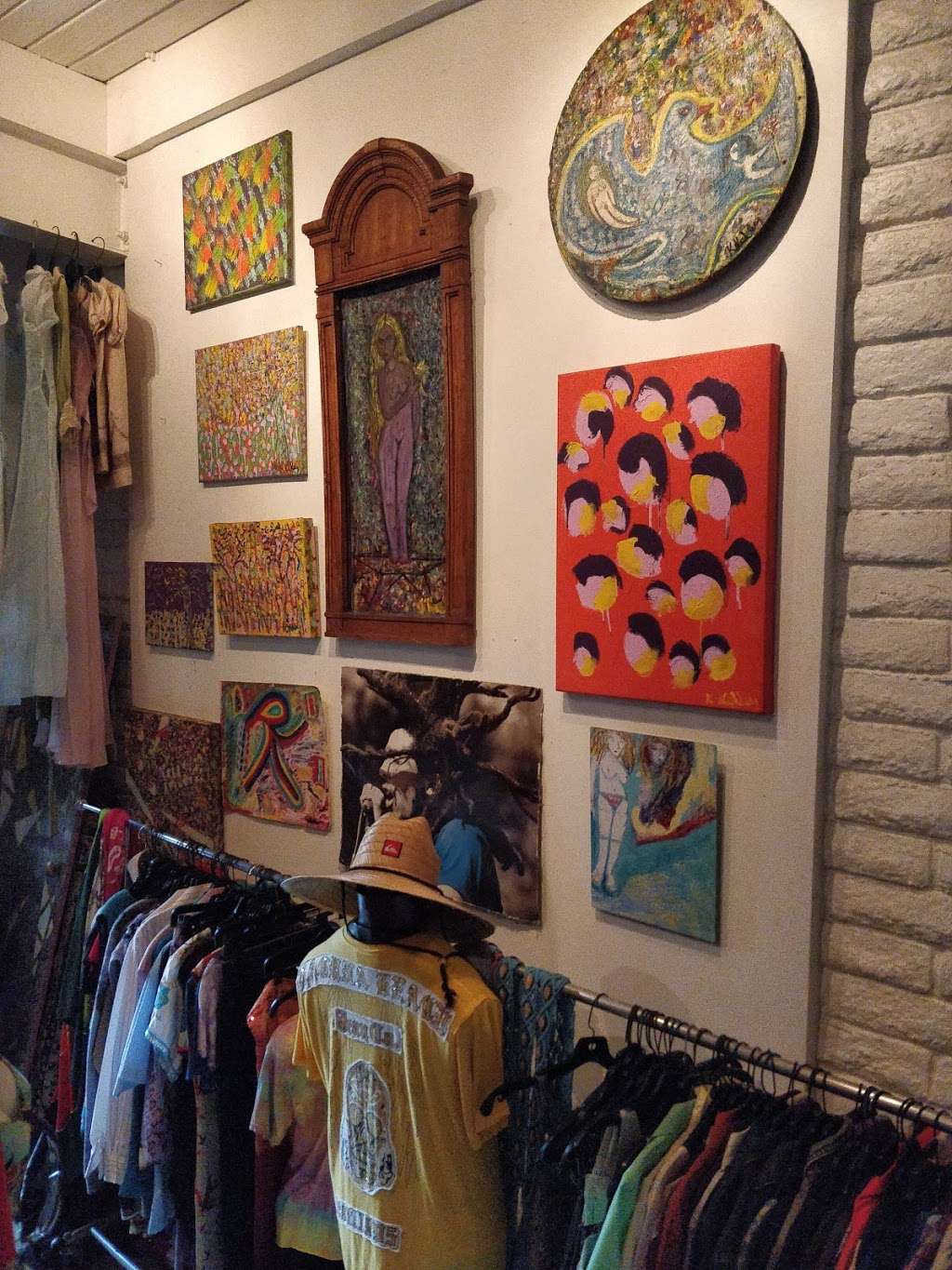 Cherry Moon Boutique | 652 S Coast Hwy, Laguna Beach, CA 92651, USA | Phone: (949) 338-2974