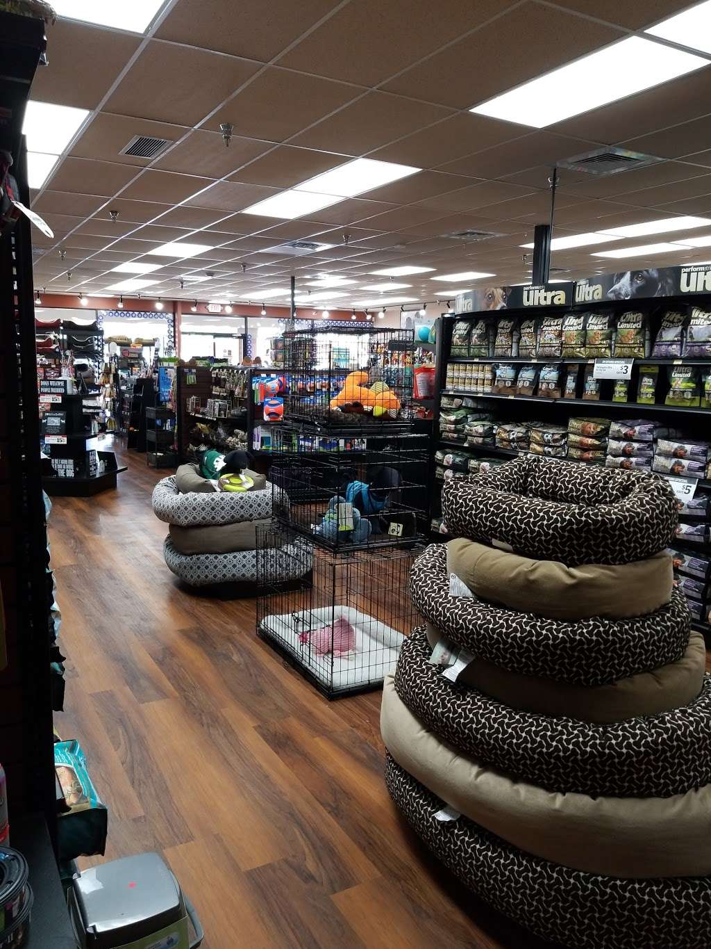 Pet Valu | 1016 Beards Hill Rd, Aberdeen, MD 21001, USA | Phone: (410) 297-9147