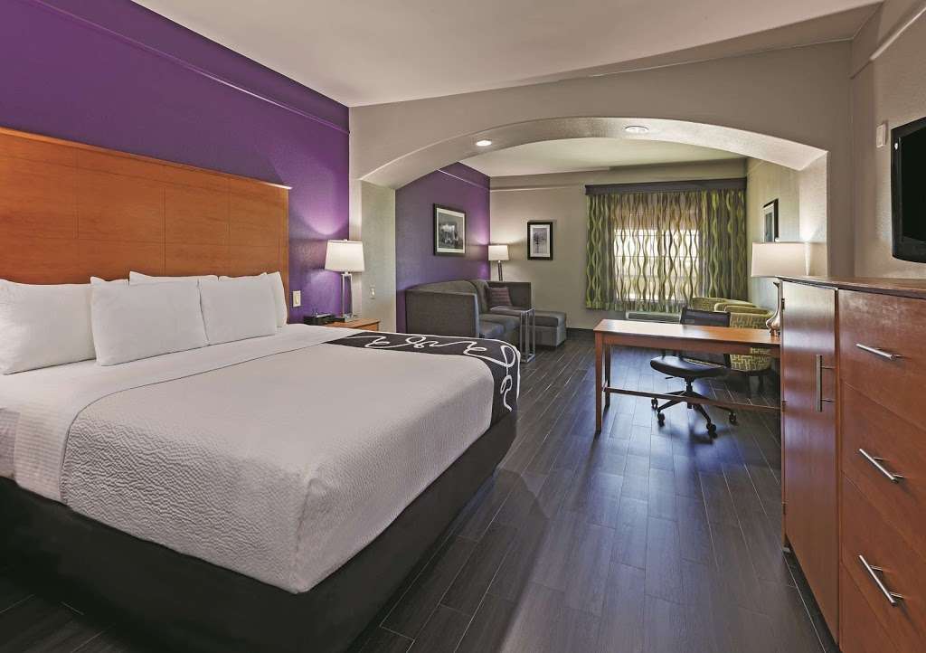 La Quinta Inn & Suites Houston Katy East | 22455 Katy Fwy, Katy, TX 77450, USA | Phone: (281) 392-9800