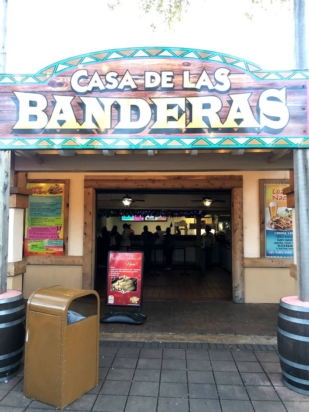 Casa De Las Banderas | 2201 E Road to Six Flags St, Arlington, TX 76011, USA | Phone: (817) 265-3356