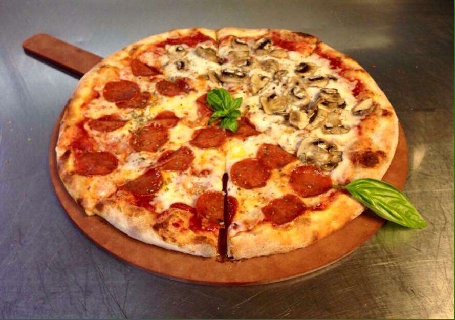 Sals Pizza Style Inc | 401 E 1st St, Birdsboro, PA 19508, USA | Phone: (610) 582-0808