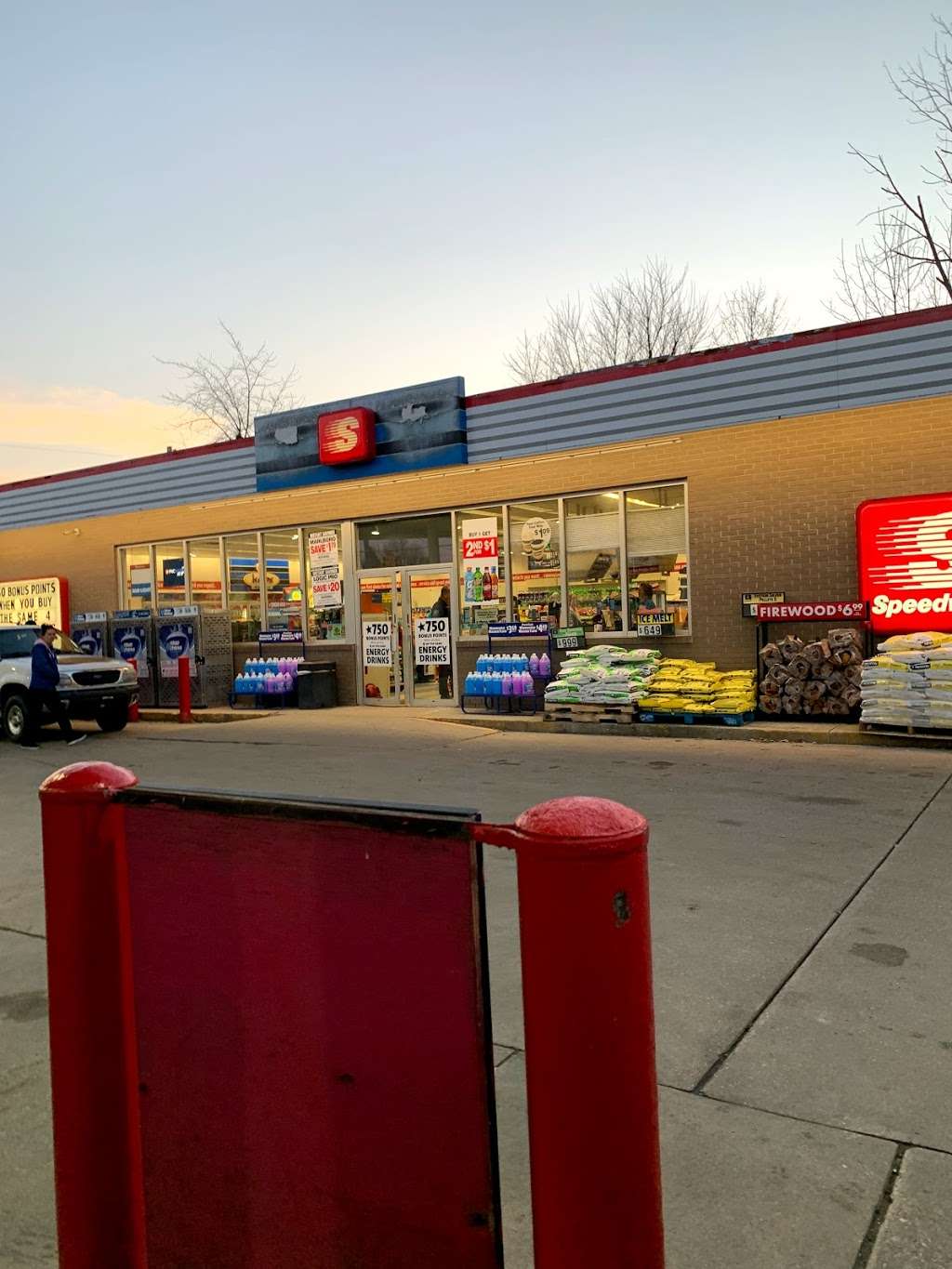 Speedway | 4 W Ash St, Three Oaks, MI 49128, USA | Phone: (269) 756-9719