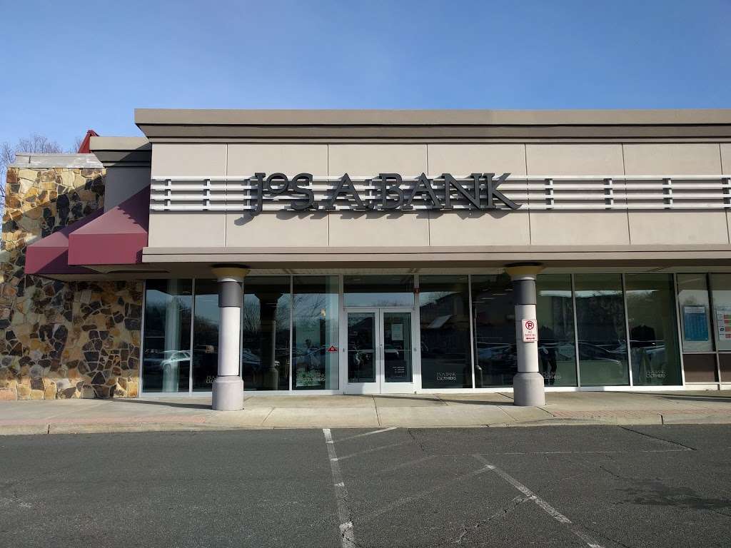 Jos. A. Bank | 977 Valley Rd Suite 1, Gillette, NJ 07933 | Phone: (908) 647-0834