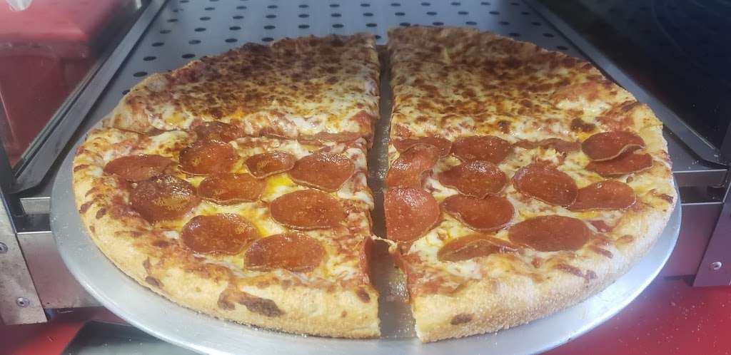 Pizzanos Pizza & Grinderz | 11240 Northern Ave Suite#101, Leesburg, FL 34788, USA | Phone: (352) 742-7770