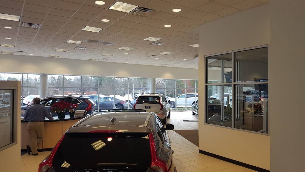 Volvo Cars of Cary | 1375 NW Maynard Rd, Cary, NC 27513, USA | Phone: (919) 238-2140