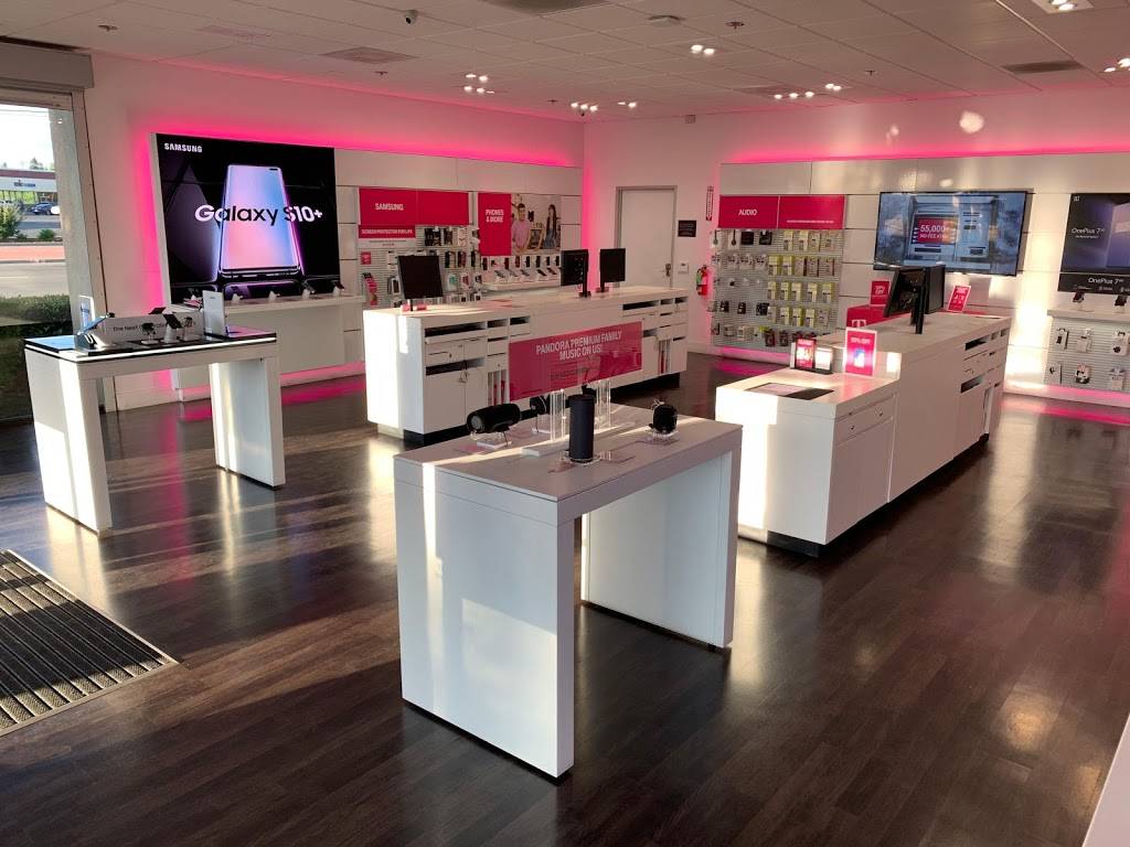 T-Mobile | 2675 Jensen Ave, Sanger, CA 93657, USA | Phone: (559) 399-0032