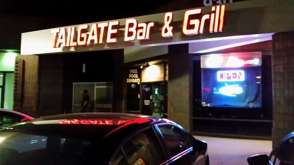 Tailgate Sports Bar & Grill | 930 W Broadway Rd, Tempe, AZ 85282, USA | Phone: (480) 894-2337