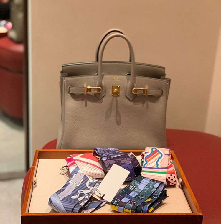 Hermès | JFK International Airport Terminal 1, Jamaica, NY 11434, USA | Phone: (718) 751-2891