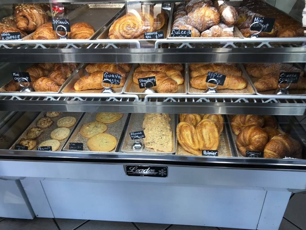 Bettant Bakery & Café | 1043 Washington Ave, Miami Beach, FL 33139, USA | Phone: (305) 673-5522