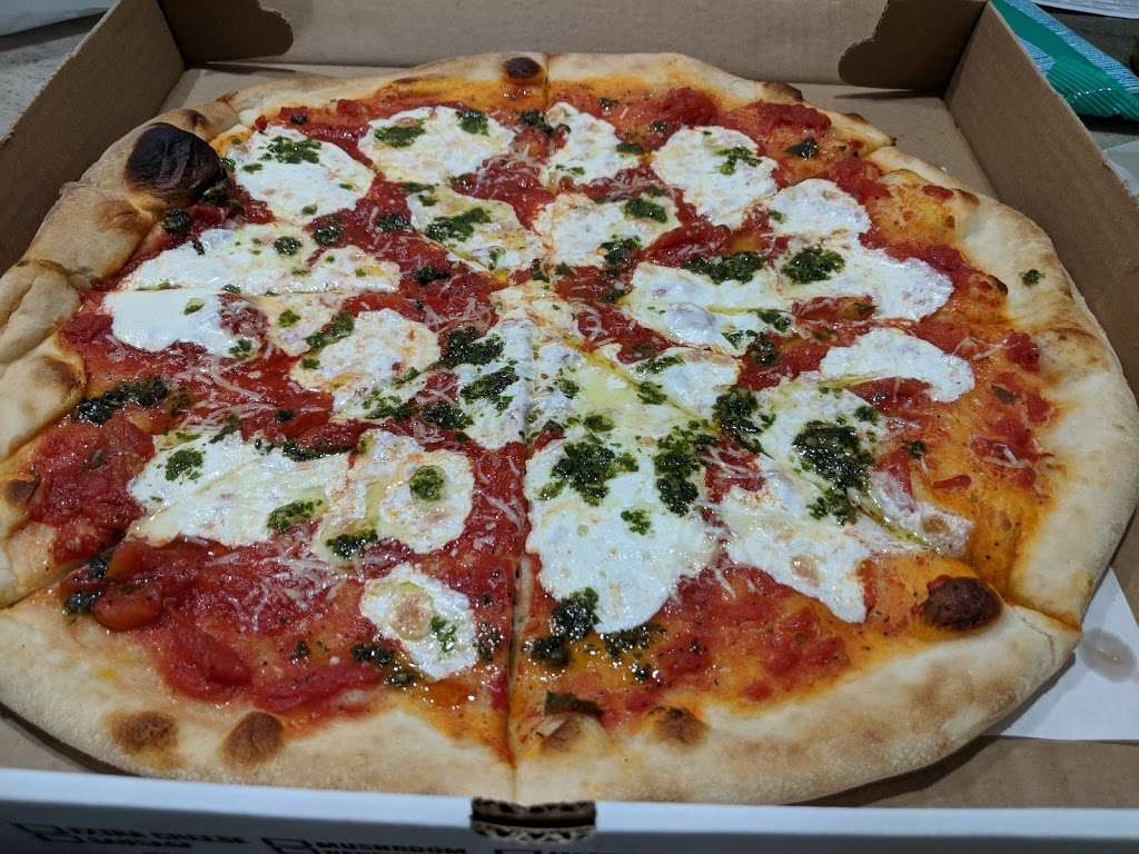 DeCaros Pizzeria and Italian Eatery | 2518 Hooper Ave, Brick, NJ 08723, USA | Phone: (732) 262-7746