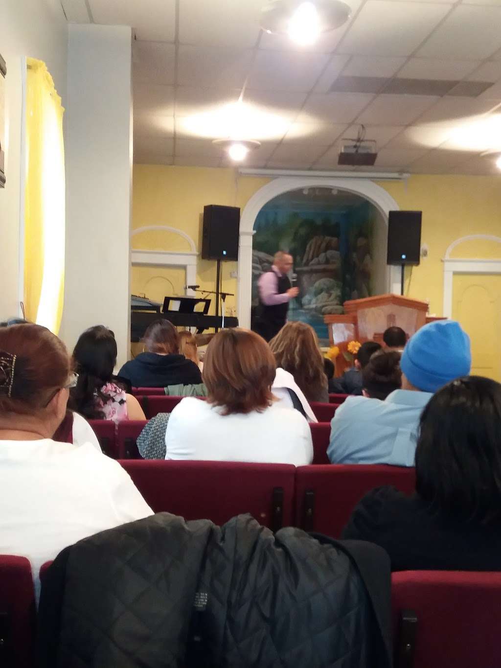 Church of God | 4 Oak St, Newburgh, NY 12550, USA | Phone: (845) 569-4885