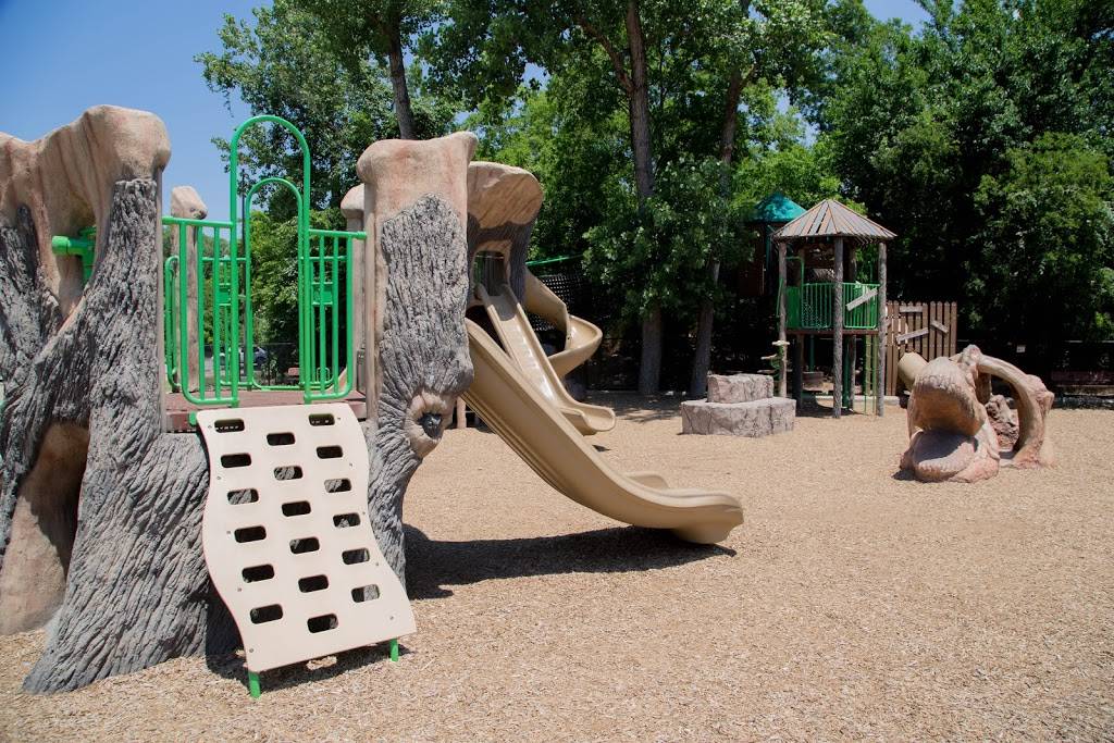 River Legacy Parks | 701 NW Green Oaks Blvd, Arlington, TX 76006, USA | Phone: (817) 459-5474