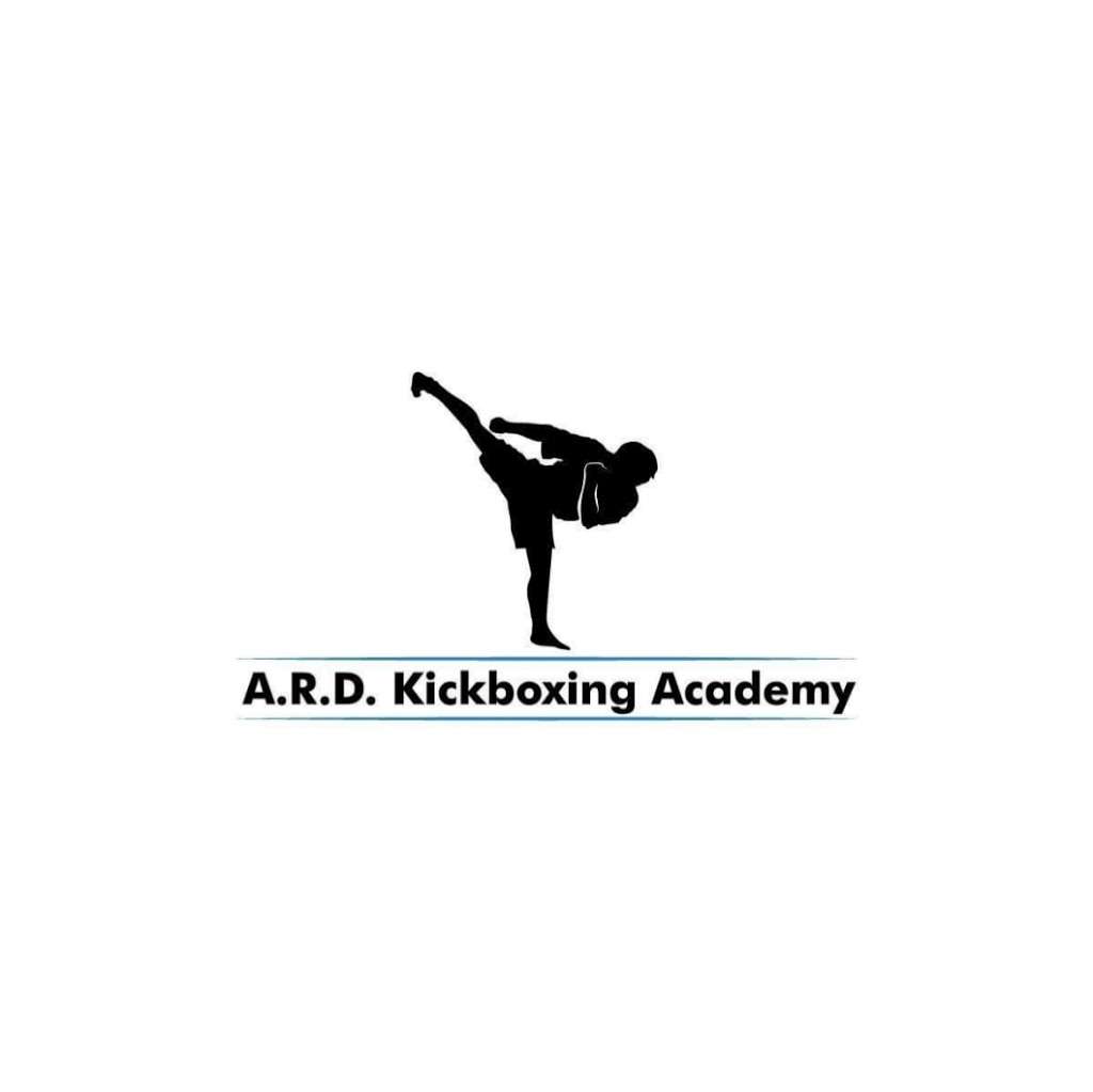 Alfie Davis Kickboxing Academy | St Margarets Church, Putney, London SW15 5HU, UK | Phone: 07985 688008