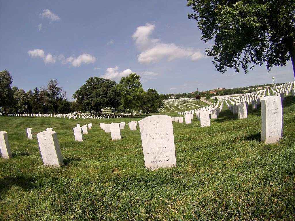 Fort Leavenworth National Cemetery | 395 Biddle Blvd, Fort Leavenworth, KS 66027, USA | Phone: (913) 758-4105