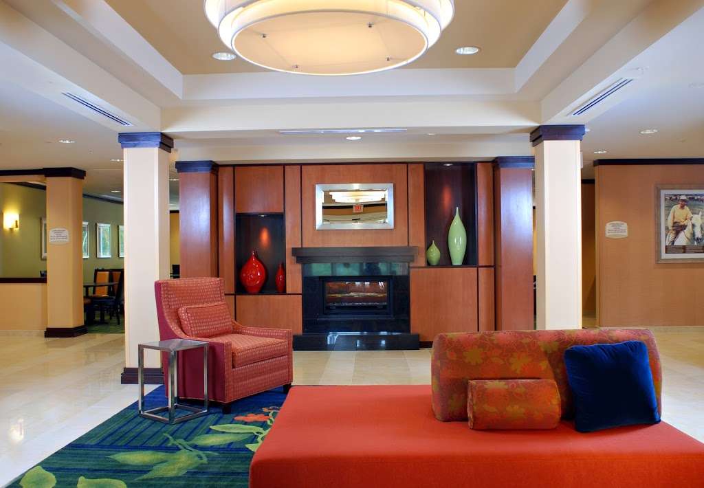 Fairfield Inn & Suites by Marriott Millville Vineland | 301 Bluebird Ln, Millville, NJ 08332, USA | Phone: (856) 776-2400