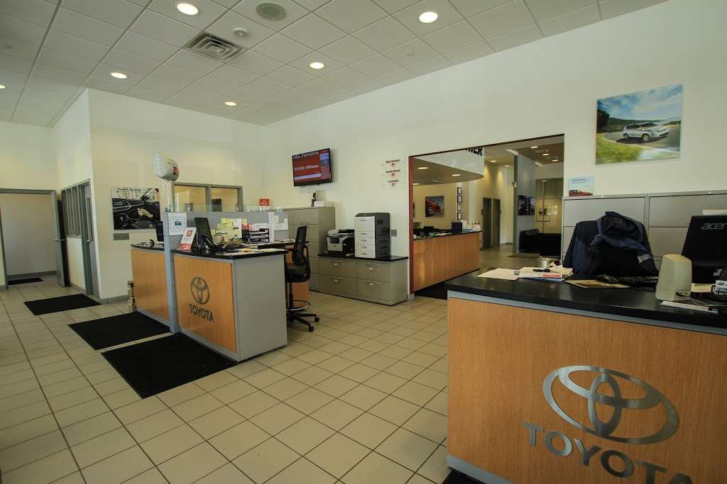 Del Toyota | 2945 E Lincoln Hwy, Thorndale, PA 19372, USA | Phone: (610) 383-6200