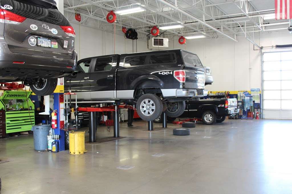 United Tire & Service of Downingtown | 100 Robbins Rd, Downingtown, PA 19335, USA | Phone: (610) 269-3680