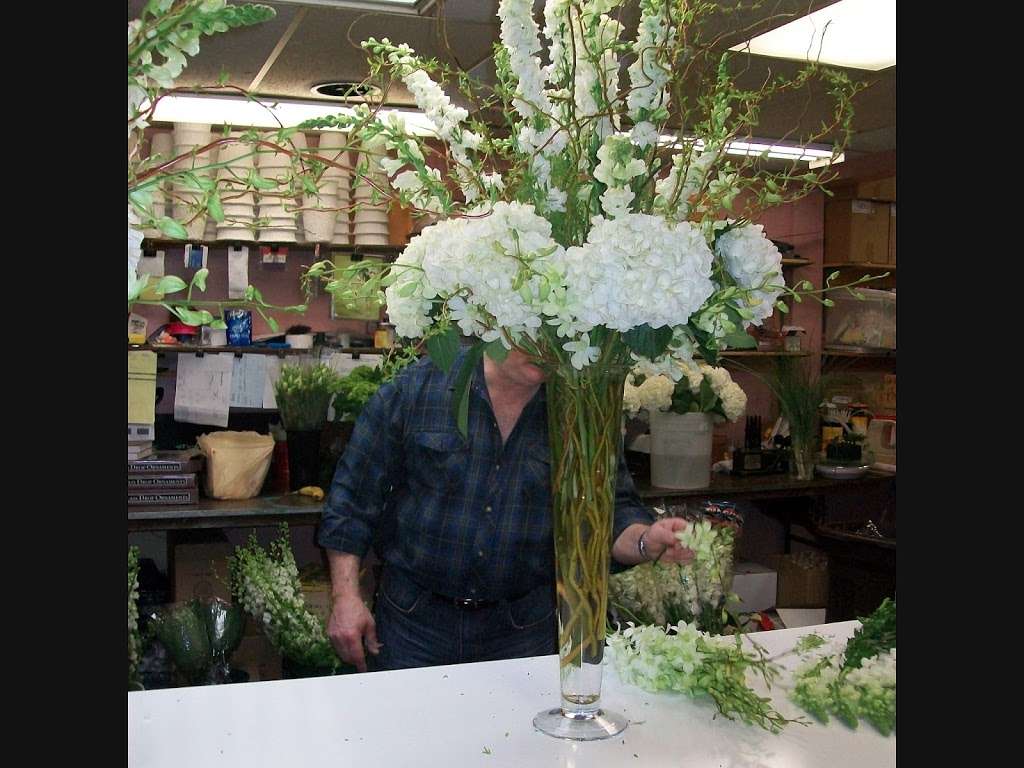 Skips Toms River Florist & Gifts | 1187 Washington St, Toms River, NJ 08753 | Phone: (732) 270-5900