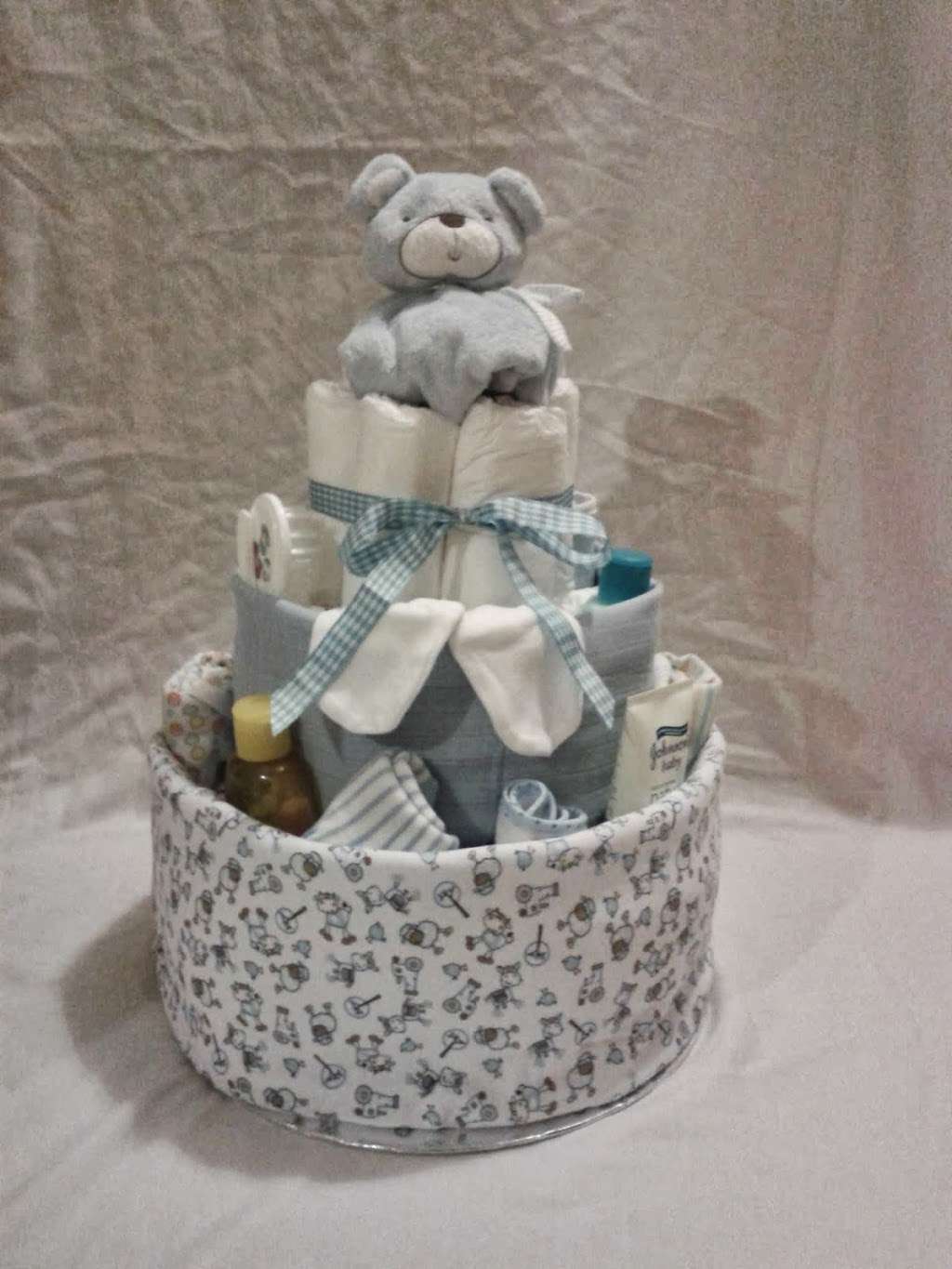 Beautiful Nappy Cakes | Cozens Ln E, Broxbourne EN10 6PX, UK | Phone: 07432 678339