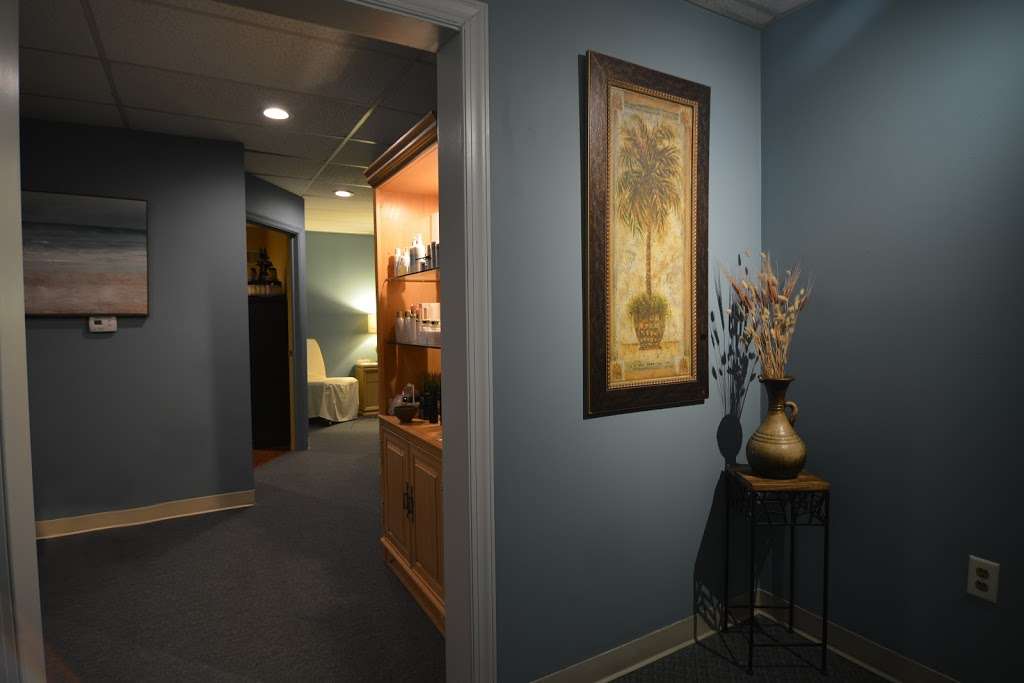 BODY & SOLE REFLEXOLOGY AND SPA (Massage-Facials-Waxing) | 1821 Oregon Pike Suites B-C, Lancaster, PA 17601, USA | Phone: (717) 201-7616