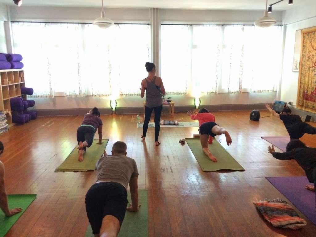 Addison Yoga Loft Berkeley | 2051 San Pablo Ave, Berkeley, CA 94702, USA | Phone: (510) 859-7918