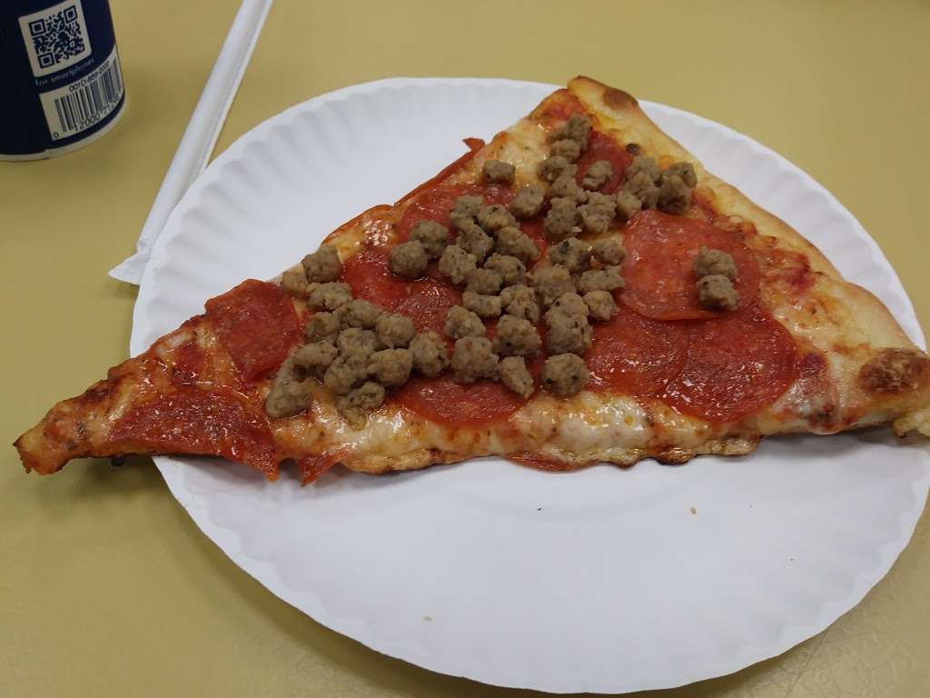 Macks Pizza | 4200 Boardwalk, Wildwood, NJ 08260, USA | Phone: (609) 729-0244