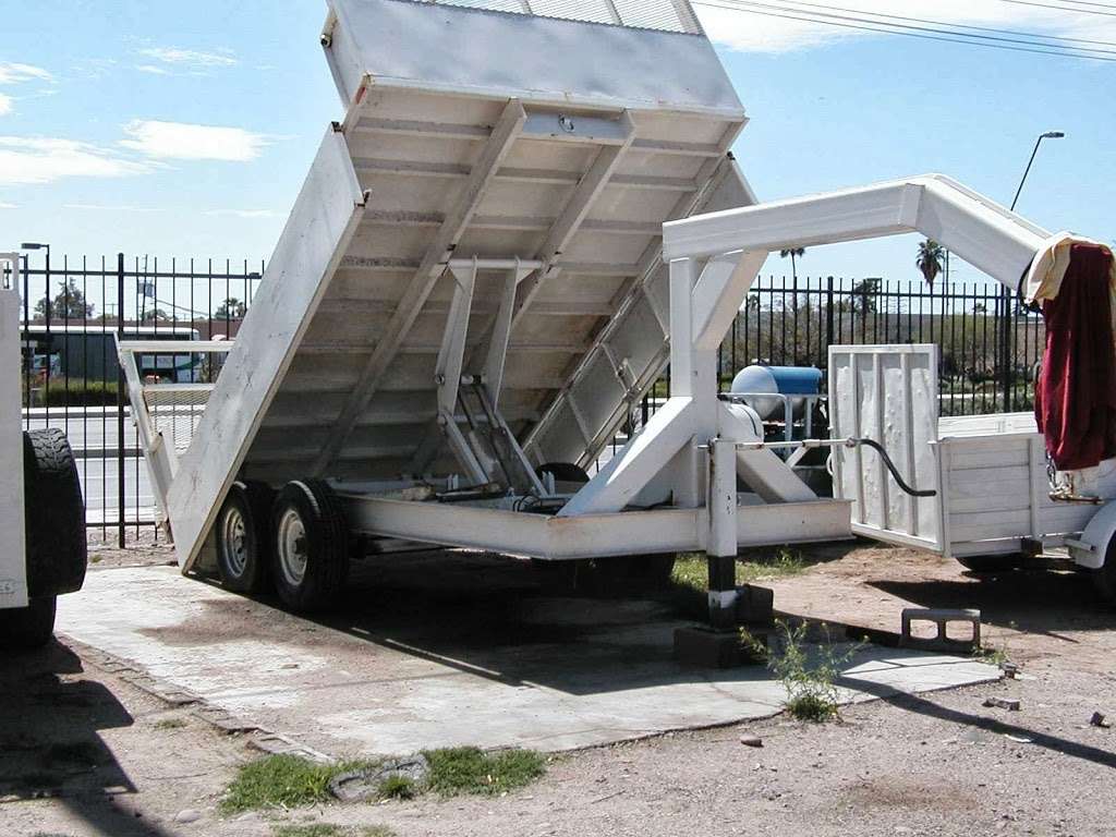 Mackeys Trailers | 640 W McKellips Rd, Mesa, AZ 85201, USA | Phone: (480) 835-1101