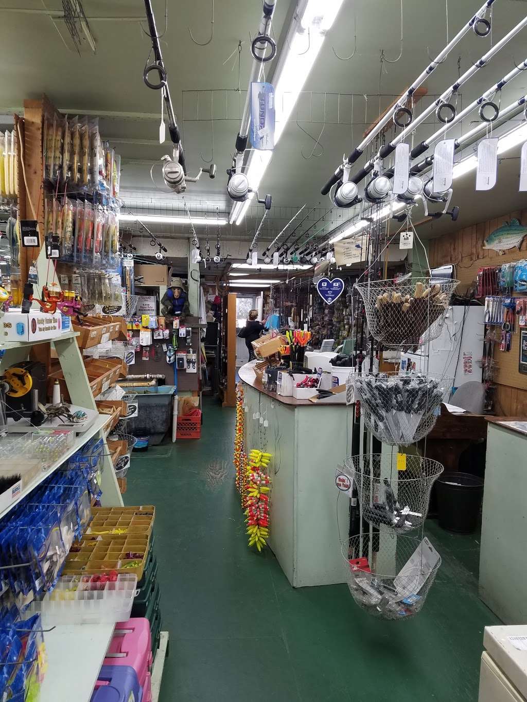 Herbs Tackle Shop | 203 S Main St, North East, MD 21901, USA | Phone: (410) 287-5490