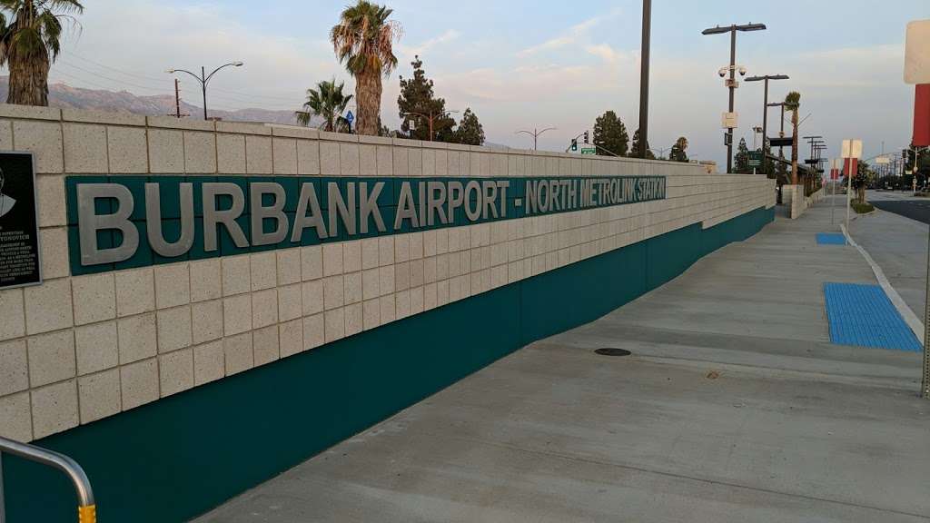 Burbank Airport - North | Burbank, CA 91505