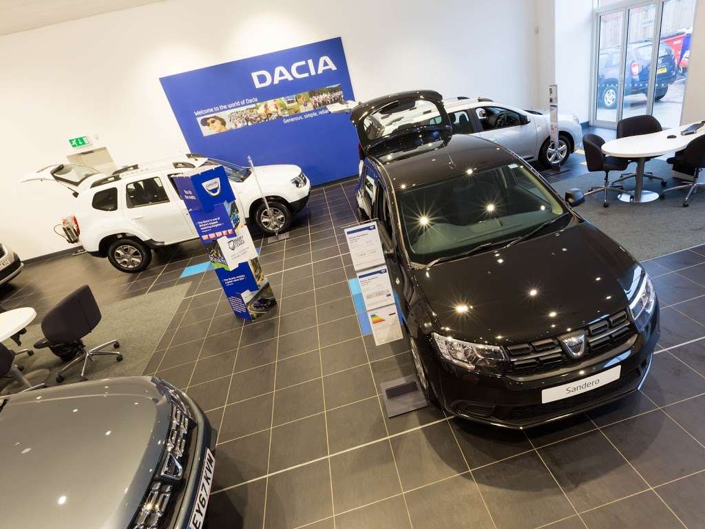 Glyn Hopkin Renault & Dacia Chelmsford | 6 Bilton Rd, Chelmsford CM1 2UP, UK | Phone: 01245 454711