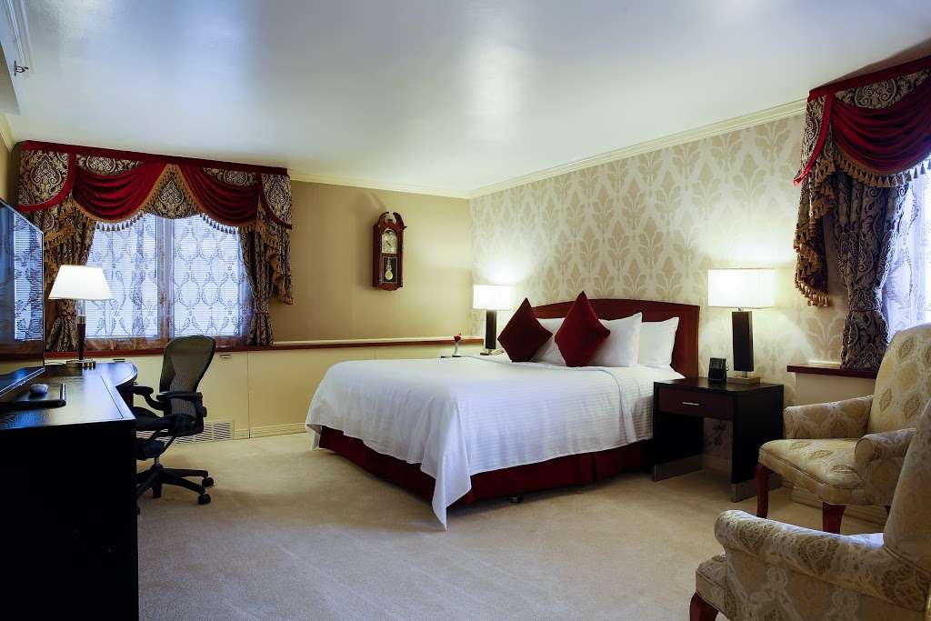 The Drake Oak Brook Hotel | 2301 York Rd, Oak Brook, IL 60523, USA | Phone: (630) 571-0000